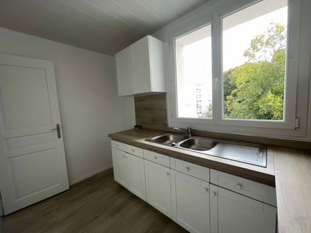 Location Appartement 3 pièces 47m² - Photo 3