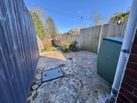 2 bedroom house to rent - Photo 3