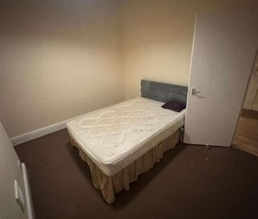 Clarendon Road, Manchester, M16 - Photo 6