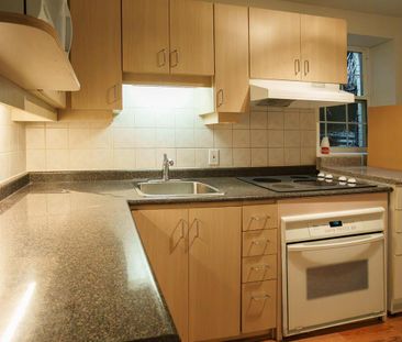 For Lease - 2334 Queen Street Unit# Lower, Toronto, Ontario - Photo 1