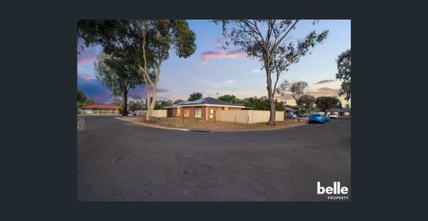 Comfortable Family Living in a Quiet Paralowie Court - Photo 1