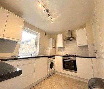 Shackleton Place, Oldbrook, MK6 - Photo 1