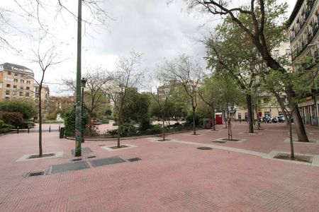 Calle de Garcilaso, Madrid, Community of Madrid 28010 - Photo 4