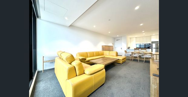 FURNISHED MAGNIFICENT THREE BEDROOM ONE CARPARK APARTMENT LOCATED IN SOUTHBANK PLACE - SOUTHBANK !!! - Photo 1