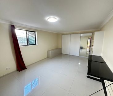 2-bedroom studio with bills included - Photo 1