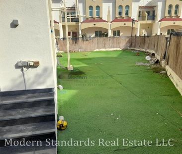 Corner Unit | Big Private Garden |Spacious - Photo 4