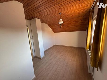 DOURGES: centre-ville maison de type 4 à 900 euros - Photo 3