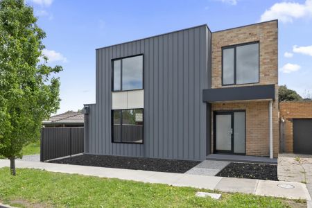 Brand New, Stylish and Low-Maintenance Living - Photo 5