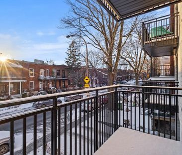 2161 Melrose - Photo 5