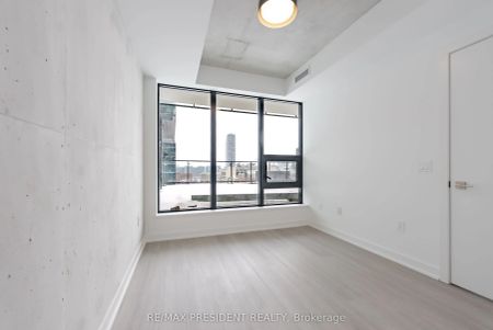 284 King Street E #903 - Photo 4