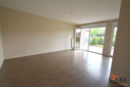 Location Appartement 3 pièces 62m² - Photo 2