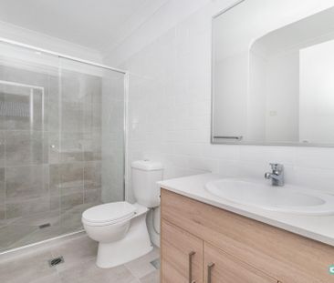 Stunning Modern Two Bedroom Duplex - Photo 1