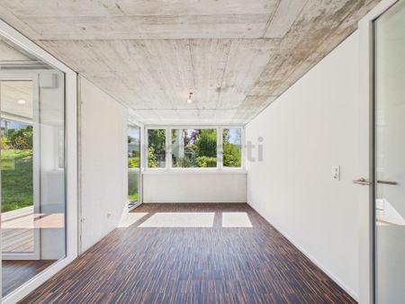 Neubau von 2023 mit Fussbodenheizung: Barrierefrei mit Aufzug, EV-L... - Photo 2