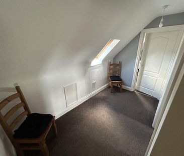 3 bedroom flat to rent - Photo 2