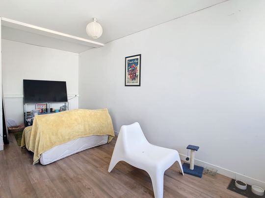 CHAMBRE INDIVIDUELLE - 129 m2 - 69009 - LYON - Photo 1