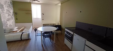 Location Appartement 1 pièce 30m² - Photo 2