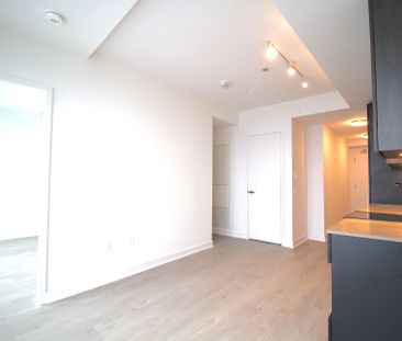 For Lease - 3900 Confederation Parkway Unit# 5502, Mississauga, Ont... - Photo 5