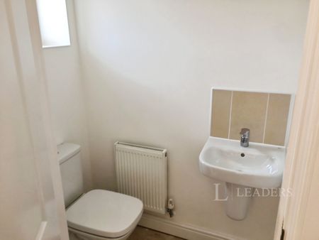 3 bedroom semi-detached to rent Wilson Drive, Loughborough - Photo 5