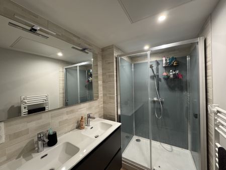 Location Appartement 3 pièces 65m² BLETTERANS 39140 - Photo 5