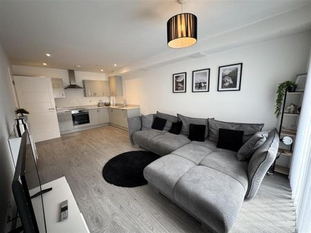 2 bedroom apartment to rent - Photo 2