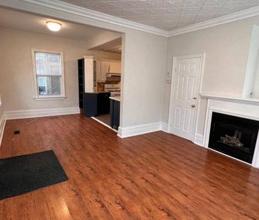 For Lease - 61 Wellington Street Unit# Front, Aurora, Ontario - Photo 3