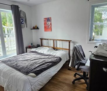 Superbe 6 1/2 au coeur du Vieux-Terrebonne - Photo 1