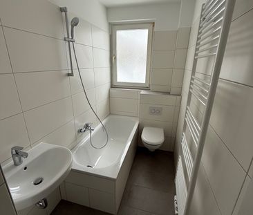 Helle und charmante Wohnung mit ausreichend Stauraum - Foto 2