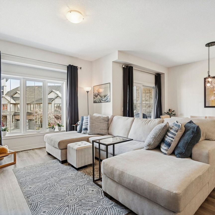 For Lease - 18 Lakefront Drive, Hamilton, Ontario - Photo 1