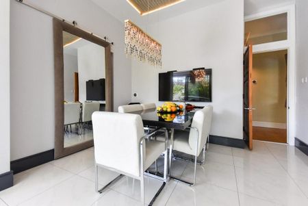 3 bedroom flat to rent - Photo 2