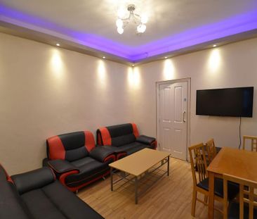 6 bedroom house to rent - Photo 4