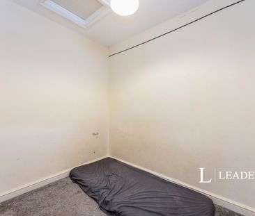 2 bedroom house to rent Fawcett Road, Southsea, PO4 - Photo 3