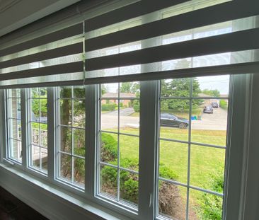 For Lease - 244 Weighton Drive, Oakville, Ontario - Photo 2