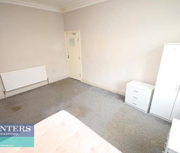 1 bedroom in a house share to rent - Photo 6
