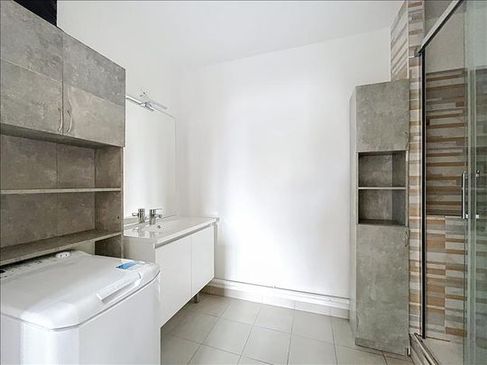 2 pièces - Meublé - 40,85 m² - 4ème étage - Colocation non autorisée - Photo 1