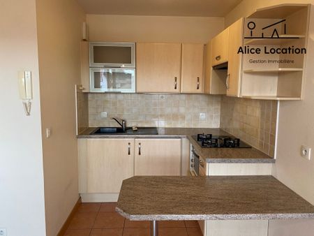 Location Appartement 2 pièces 35m² THONON LES BAINS 74200 - Photo 5