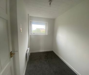 4 Bedroom Property To Rent - Photo 4