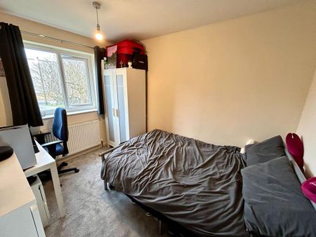 4 bedroom house share to rent - Photo 4