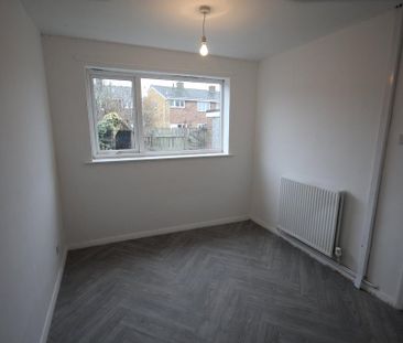 3 bedroom semi-detached house to rent - Photo 6