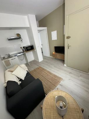 Location Appartement 2 pièces 23m² MAUBEUGE 59600 - Photo 1