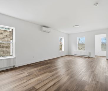 For Lease - 4876 Simcoe Street Unit# 4, Niagara Falls, Ontario - Photo 3