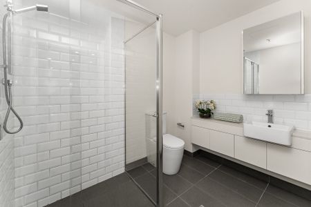 Contemporary & convenient - Photo 5
