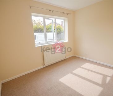 Kestrel Drive, Eckington, S21 - Photo 2