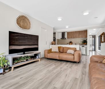 Near New Modern Home in Cloverton Estate - Photo 3