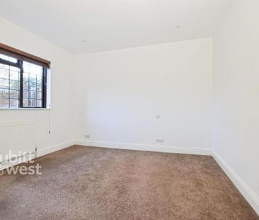 2 bedroom detached bungalow to rent - Photo 4