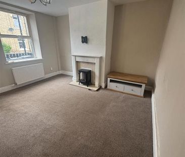 3 bedroom terraced house to rent - Photo 6