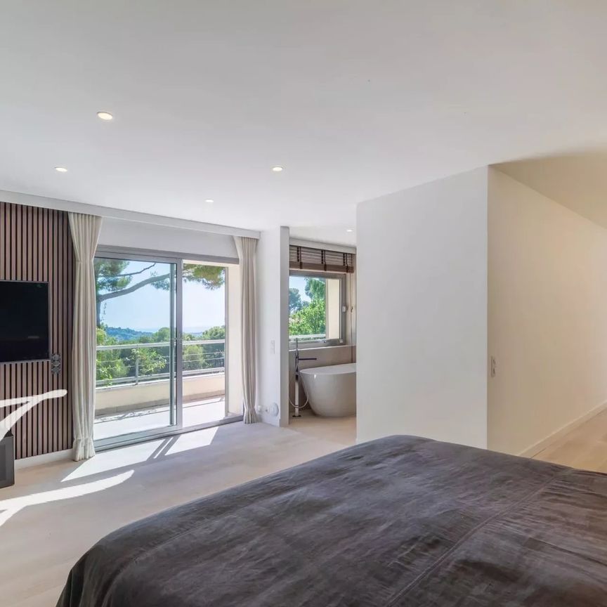 Maison à louer Valbonne, Cote d'Azur, France10 000 EUR / Mois - Photo 1