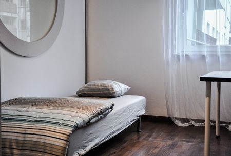 Apartament wynajem Poznań Stare Miasto 68m2 - Zdjęcie 2