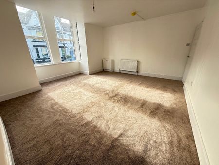 Kremlin Drive, Liverpool, L13 - Photo 4