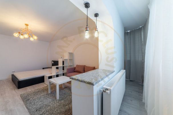 Inchiriere garsonieră decomandată, mobilată și utilată, - Fotografie 1