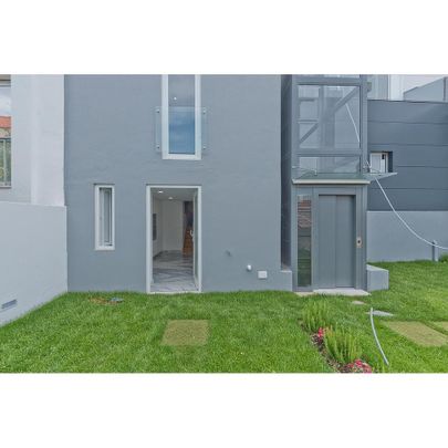 2 Bedroom Apartment with garden, Monte Estoril, Cascais - Photo 1